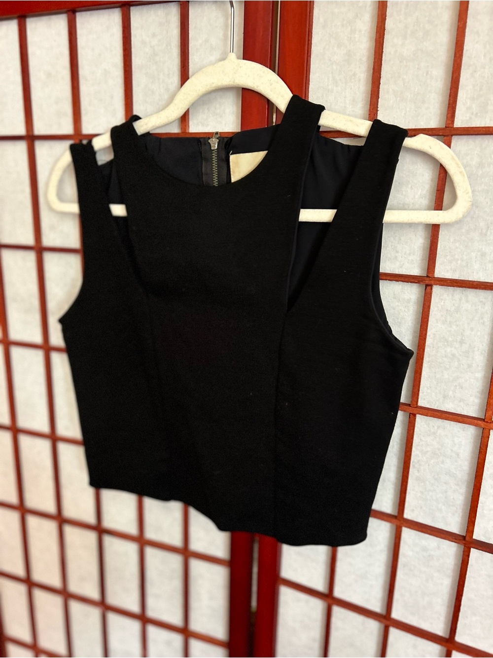 Mason Black Sleeveless Crop Tank